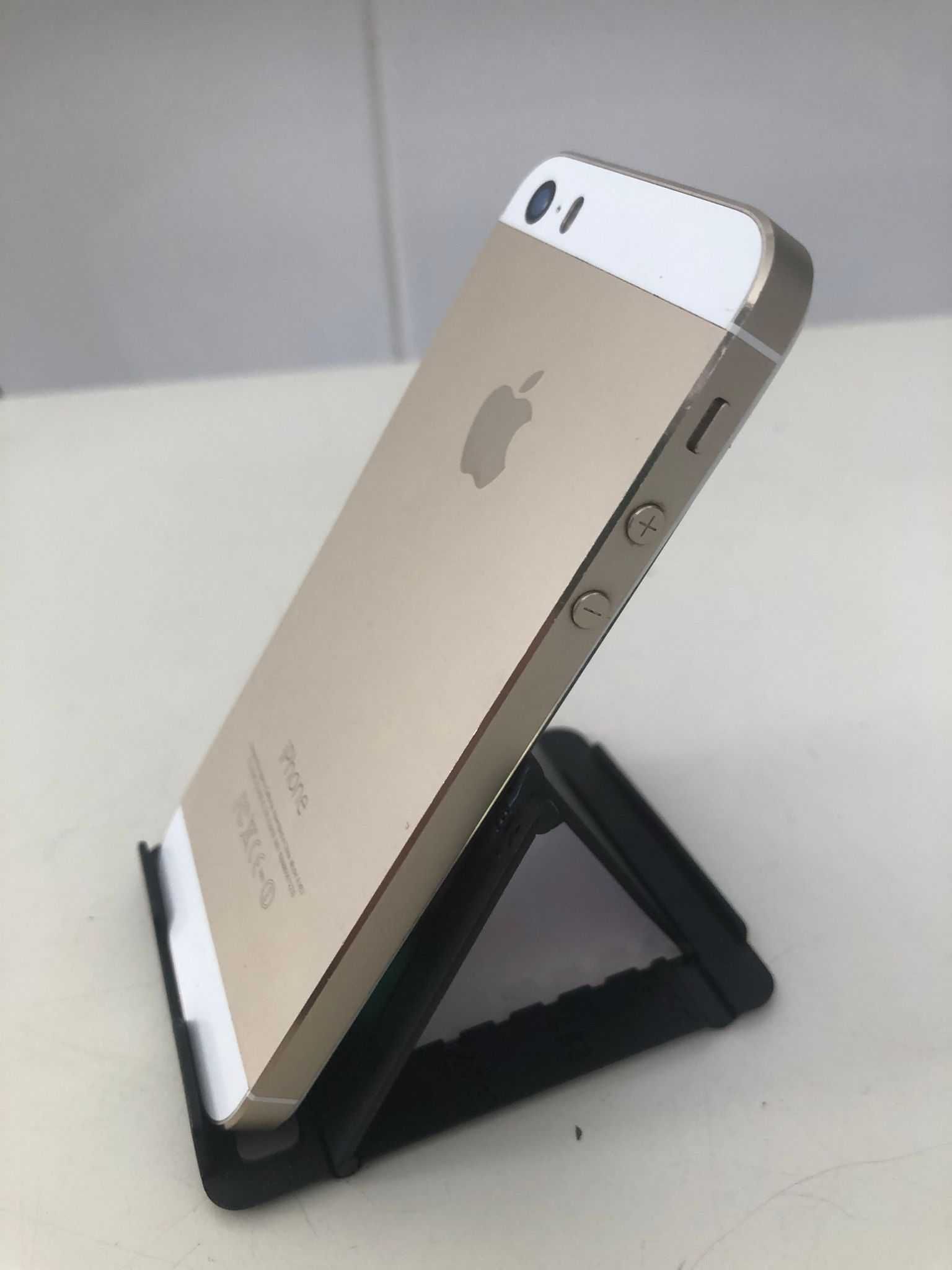 Smartphone APPLE IPHONE 5S - 16GB