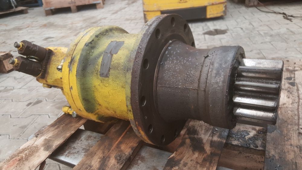 reduktor obrotu linde GD4 koparka atlas 1304 obrotnica 11 zębów 12 śr.