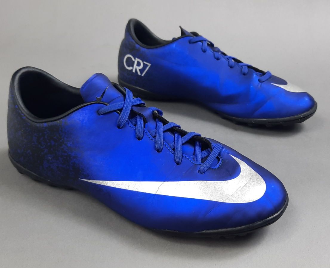 Nike Mercurial Victory V IC CR7
Turf buty sportowe 38,5 24,5cm