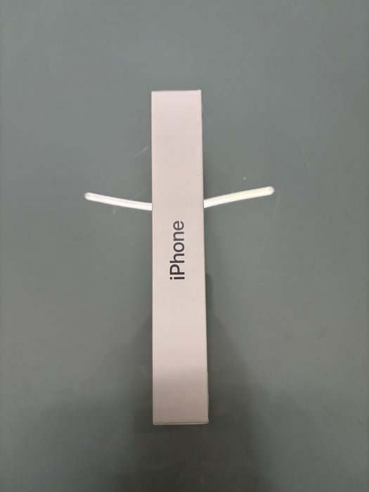 iPhone 16 – 128GB – NOVO, selado + fatura