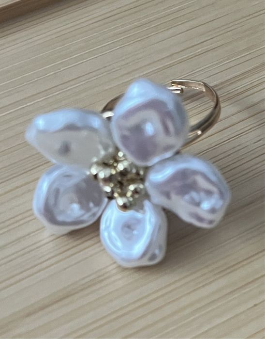 Pierścionek kwiat regulowany