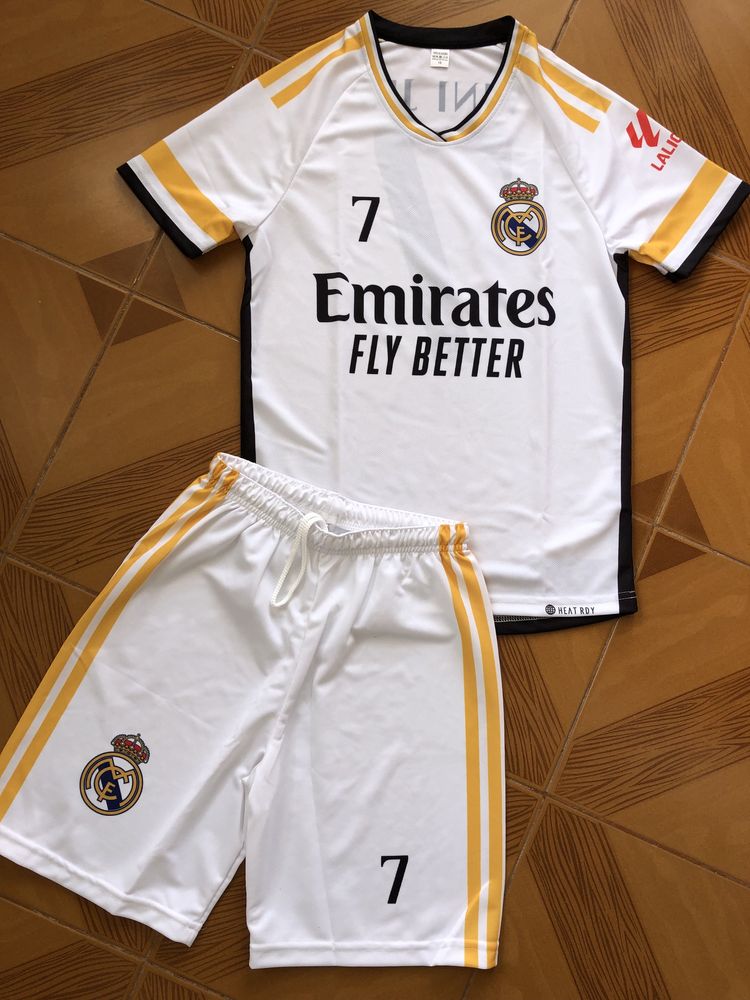 Equipamento Vinicius JR Real Madrid para criança