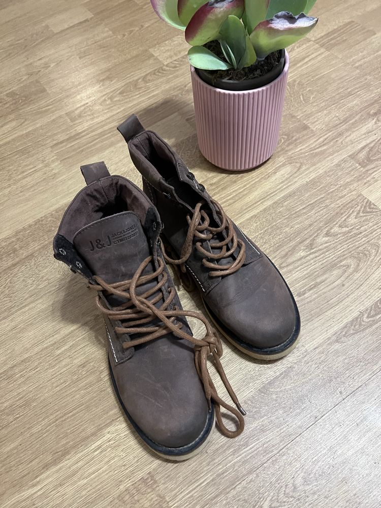 Buty sznurowane meskie skora jack&jones roz.42