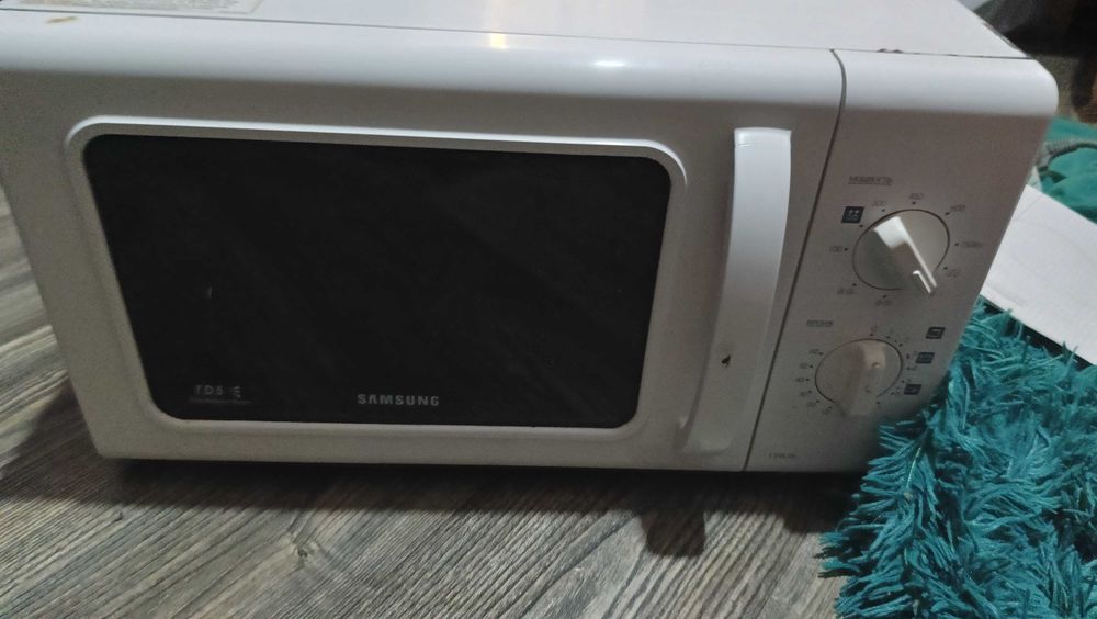 Микроволновая печь