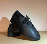 Buty do tańca jazzówki dziecięce w rozmiarze 25