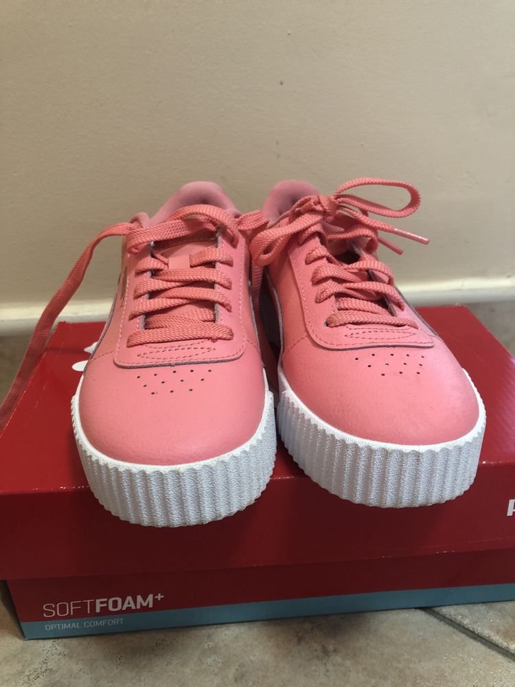 Puma Carina L salmon