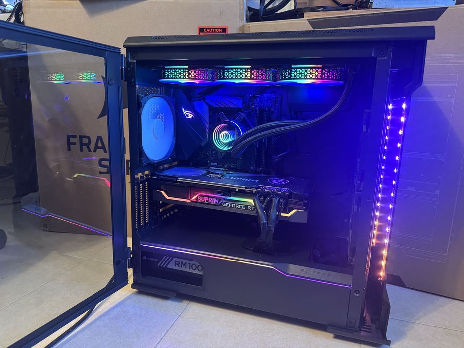 Torre Gaming - Ryzen9 3900X,3090,32GB RAM,1TB NVMe,Corsair RM1000x