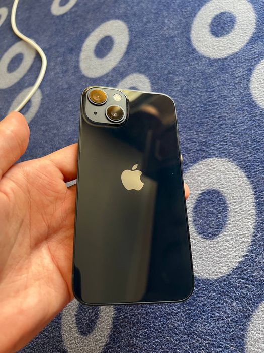 iPhone 13 black 128 GB