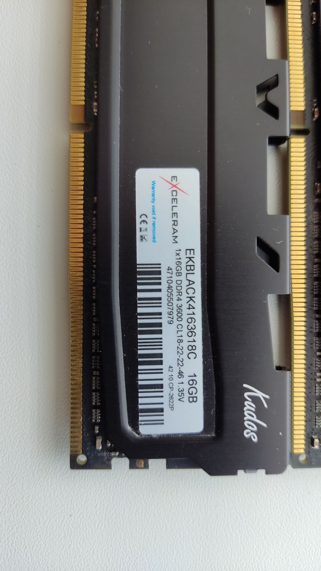 Продам оперативную память ddr4 Exceleram Black Kudos 16 Gb/3600