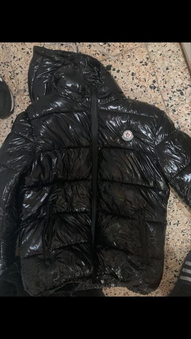 Casaco moncler tamanho m novo