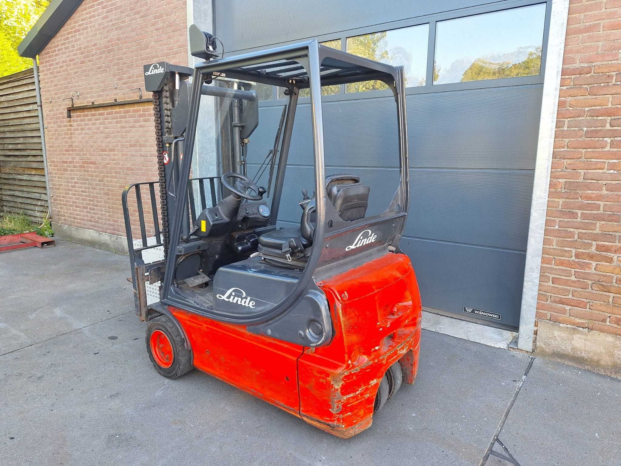 Empilhador Elétrico 1400kg - LINDE E14 2,90m