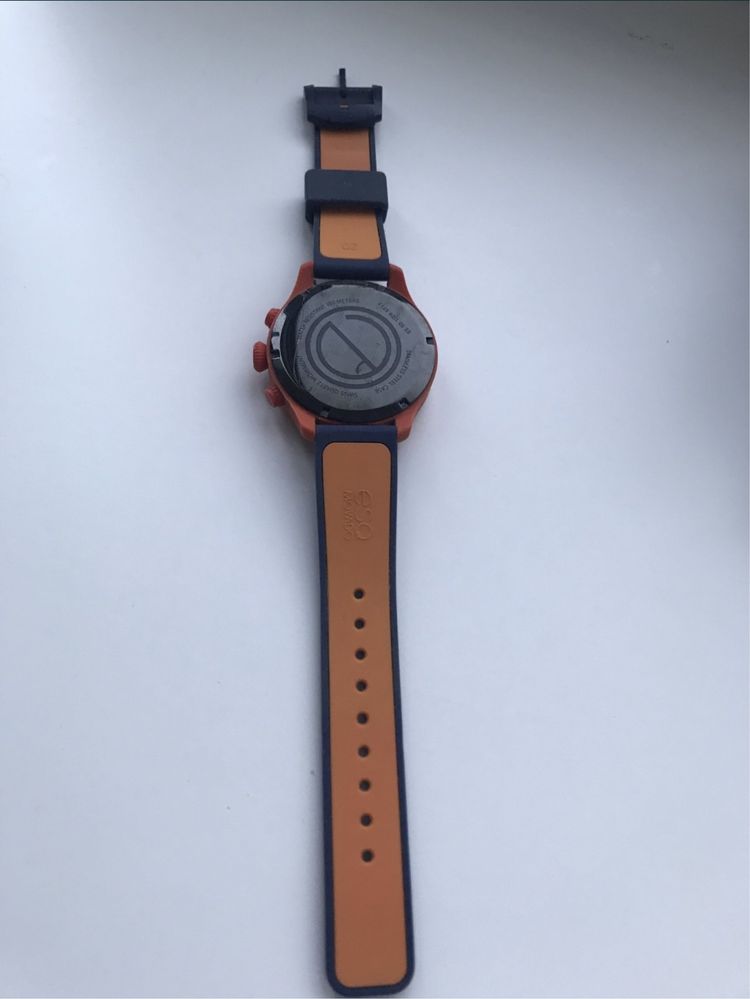 Часы наручные Movado