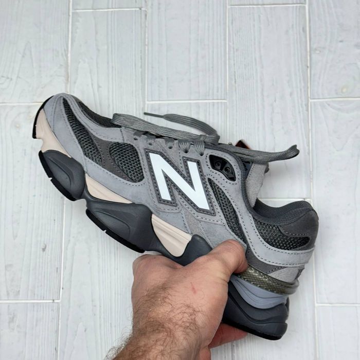 Кросівки new balance 9060