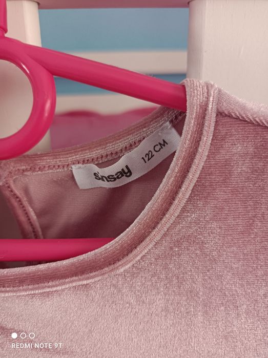 Sukienki dla bliźniacze 122