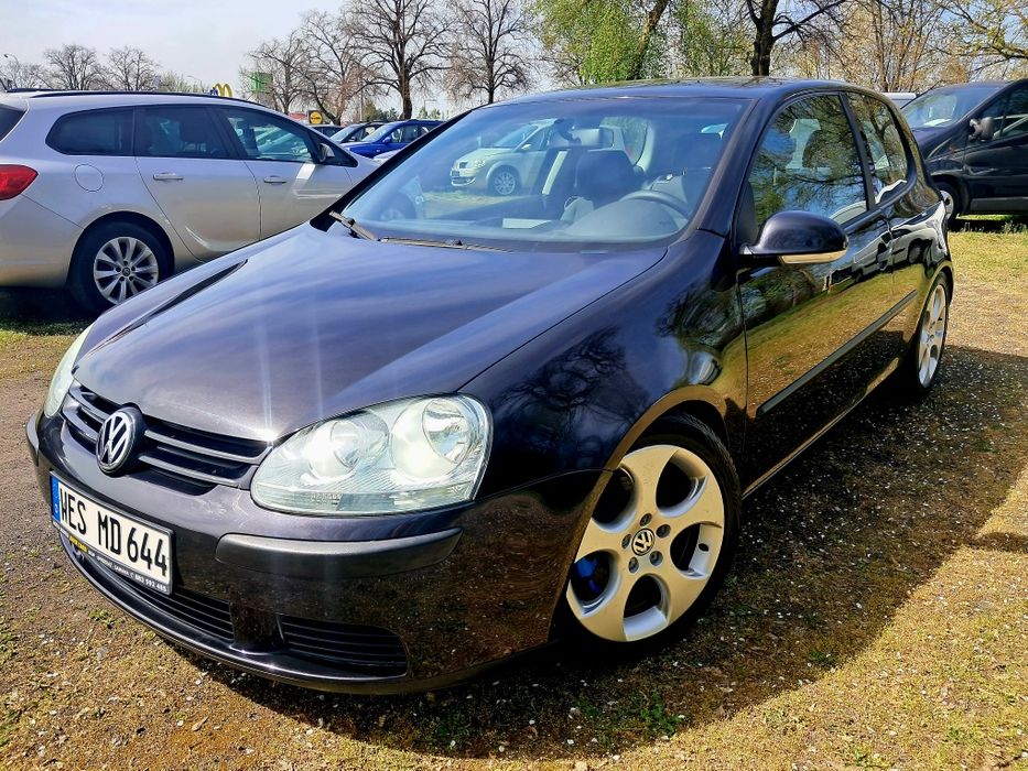 Volkswagen Golf 1.6 MPI alufelgi 18!