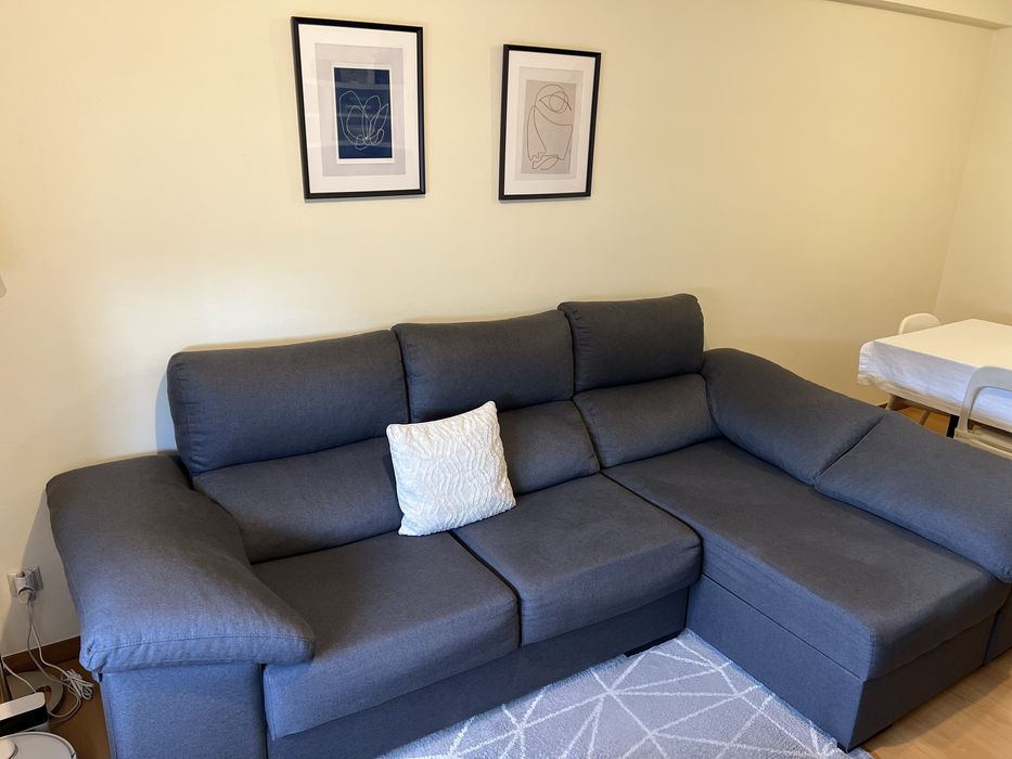 Sofá com chaise longue. Preço negociável