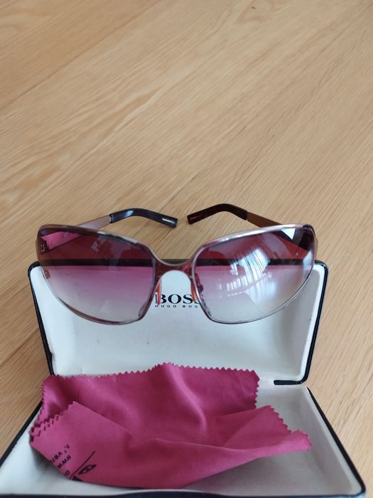 Armação Hugo Boss + caixa