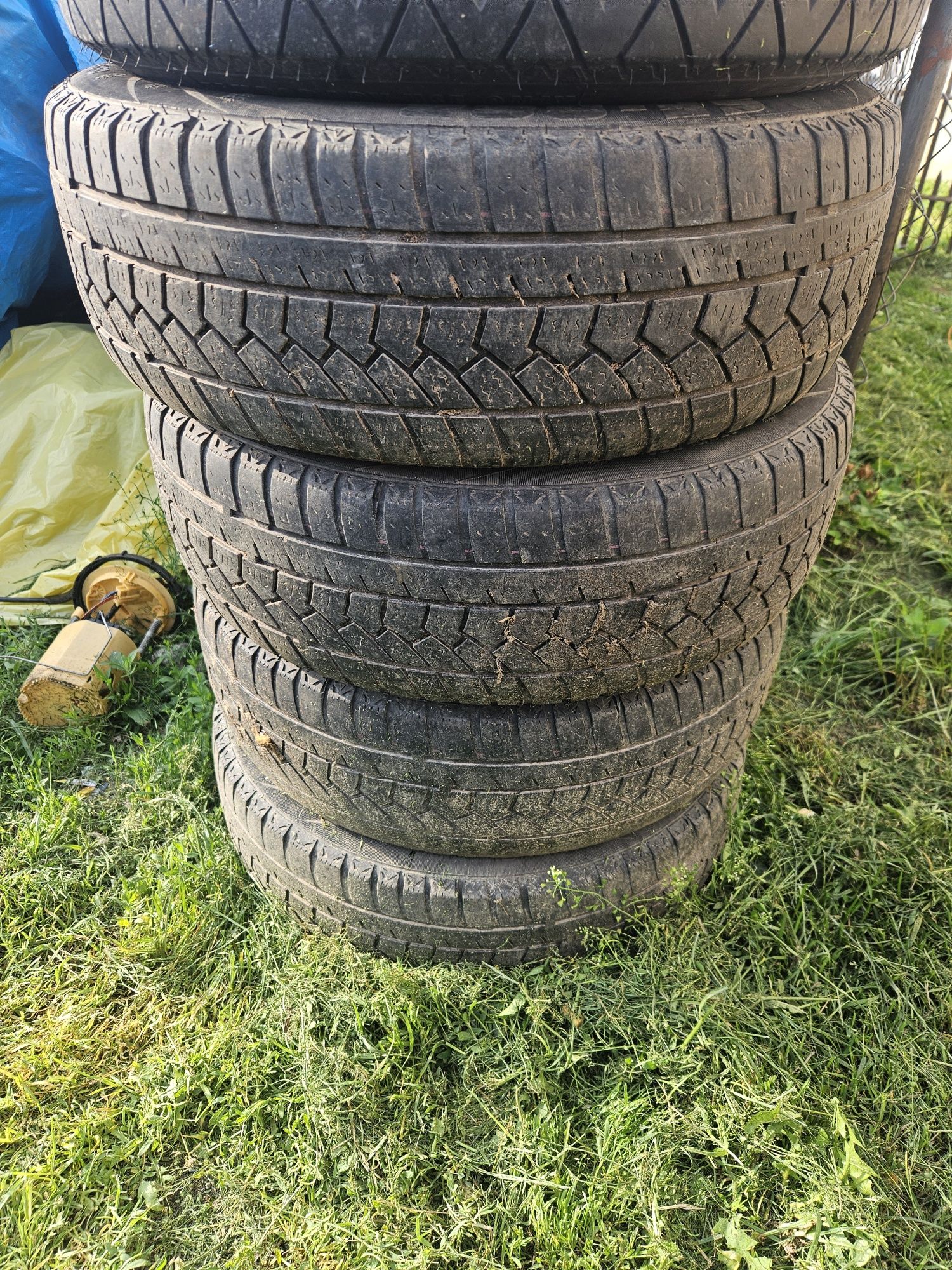 Felgi Stalowe Z Oponami 185/65/R15 Suzuki Swift
