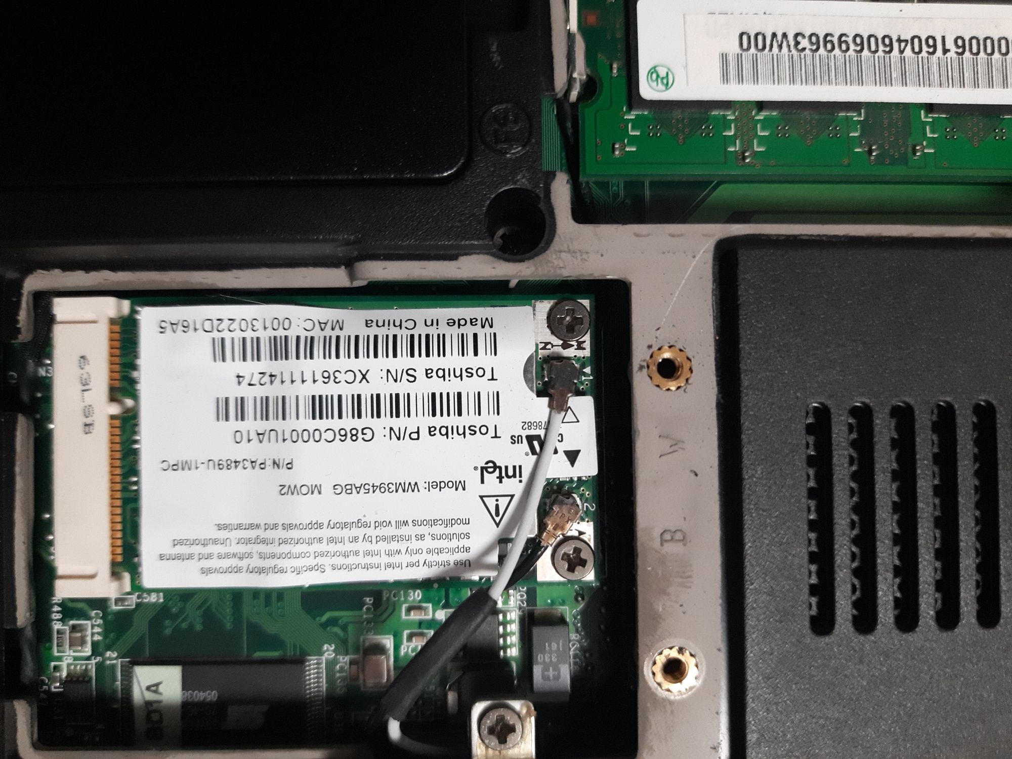 Złom komputerowy laptopy toschiba satelite i acer aspire one