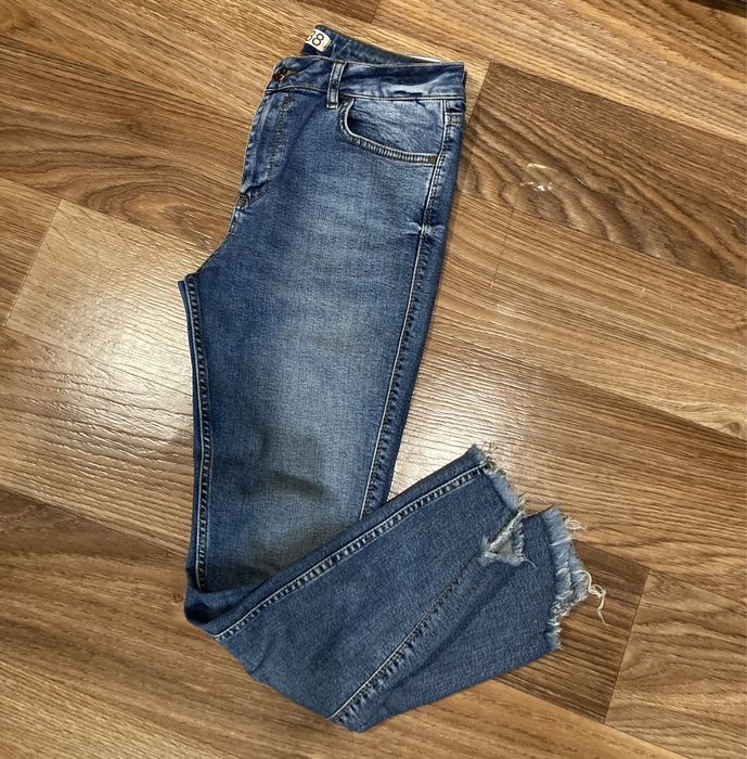 Джинсы женские