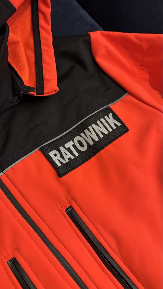 Kurtka ratownicza softshell, jak nowa, całoroczna.