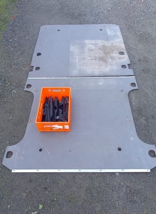 Podłoga Mercedes Sprinter