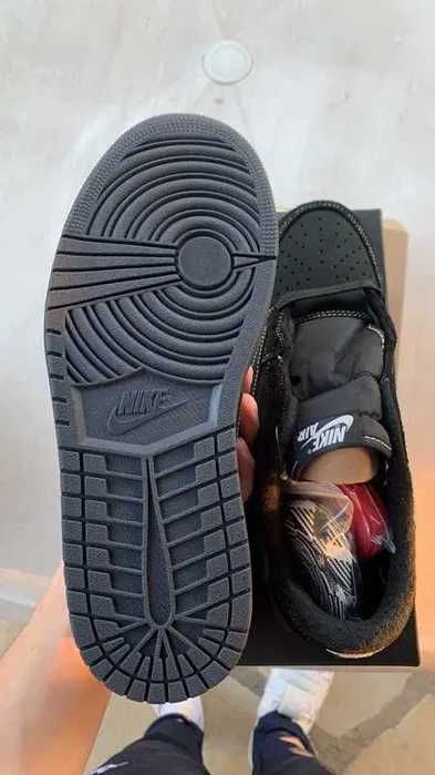 "Buty koszykówki "Jordan_1_Retro_Low_OG_SP_Travis_Scott_Black_R.41