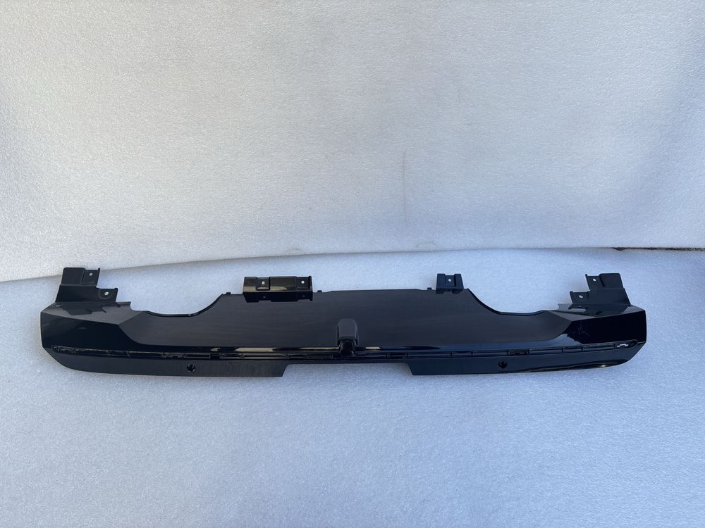 Opel Astra L VI 6 kombi 21- spoiler dokładka zderzaka tył tylna listwa