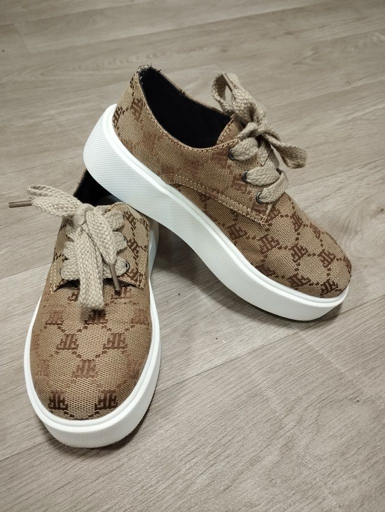 Женские красовки