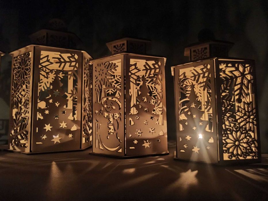 Lampion z motywem świątecznym 21.5 cm