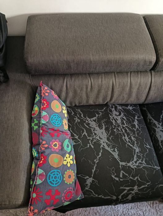 Sofá Ikea cinzento-barato