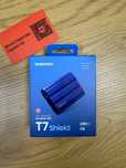 SSD накопичувач Samsung T7 Shield 1 TB Blue MU-PE1T0R