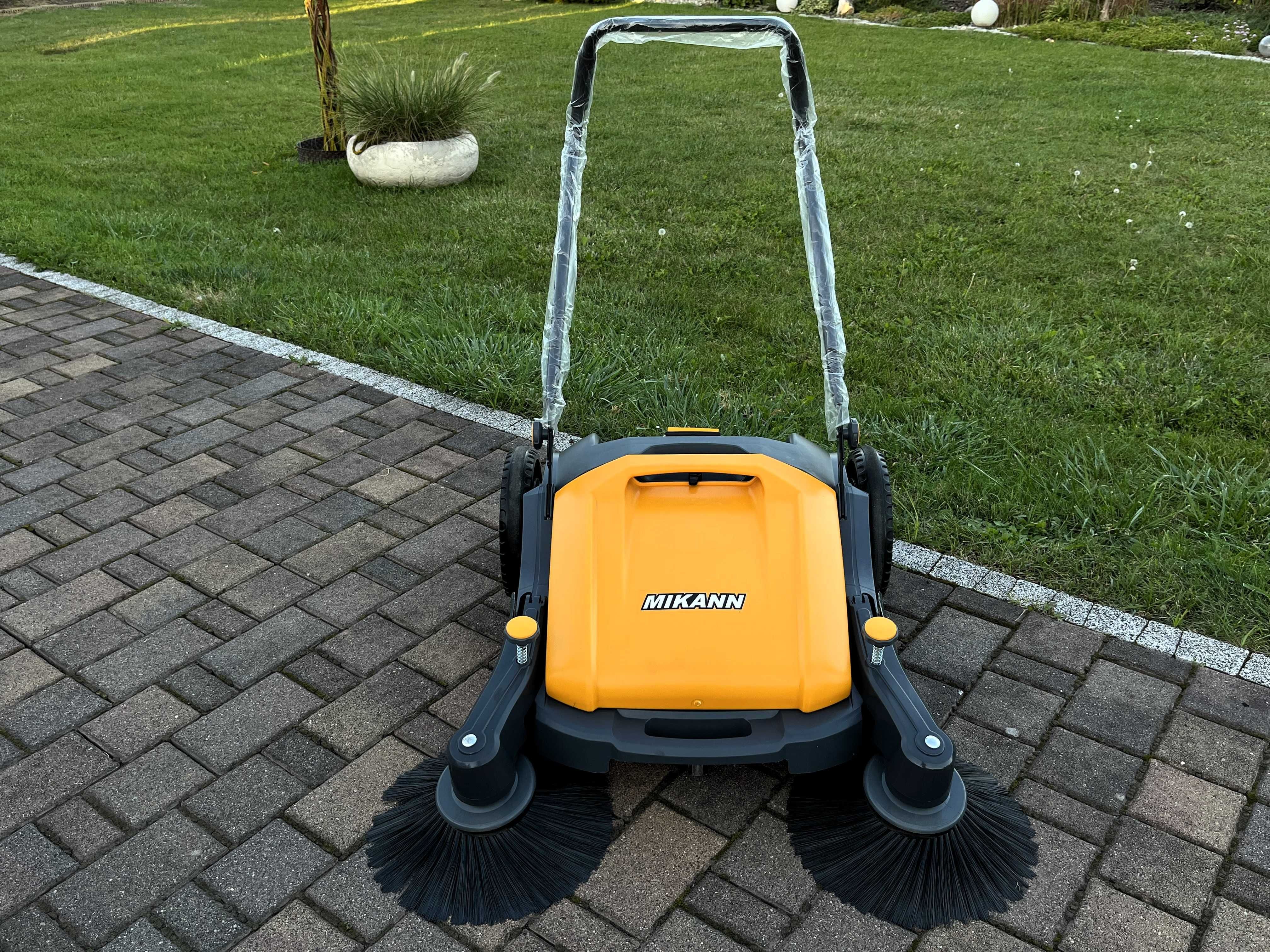 Zamiatarka ręczna Mikann M90, Karcher, Hako Nowość, Japan Trak