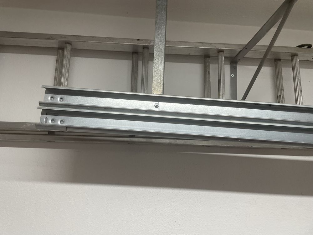 Escada em Aluminio - 6 Metros