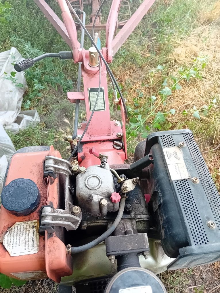 Продам мотоблок з прицепом