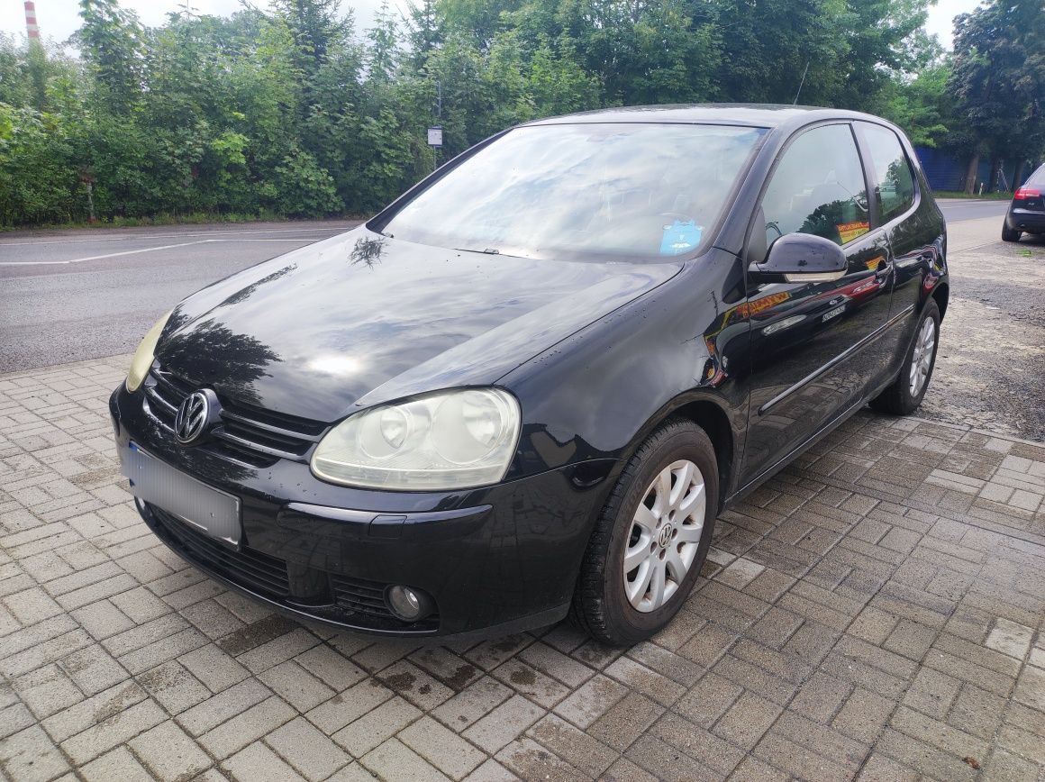 VW Golf 5 V 1.6 MPI 75kw 07r sprowadzony stan bdb wysylka oryginal