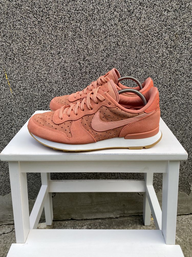 Оригінал кросівки Nike Internationalist Premium 828404-602 40р 25,5см