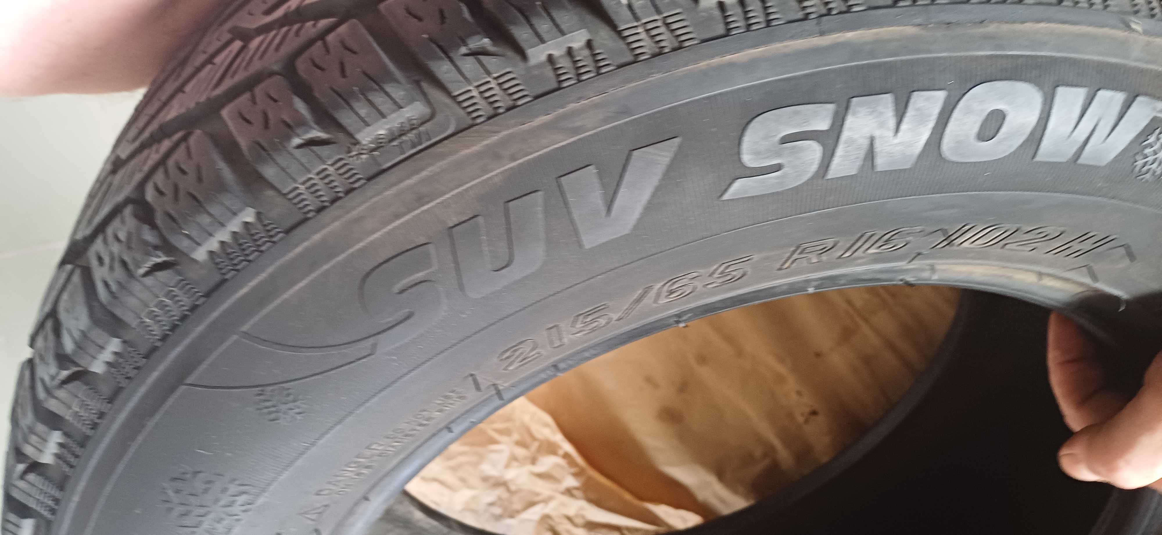 Opony zimowe 215/65 R16 Kormoran SUV Snow 4217 2sztuki