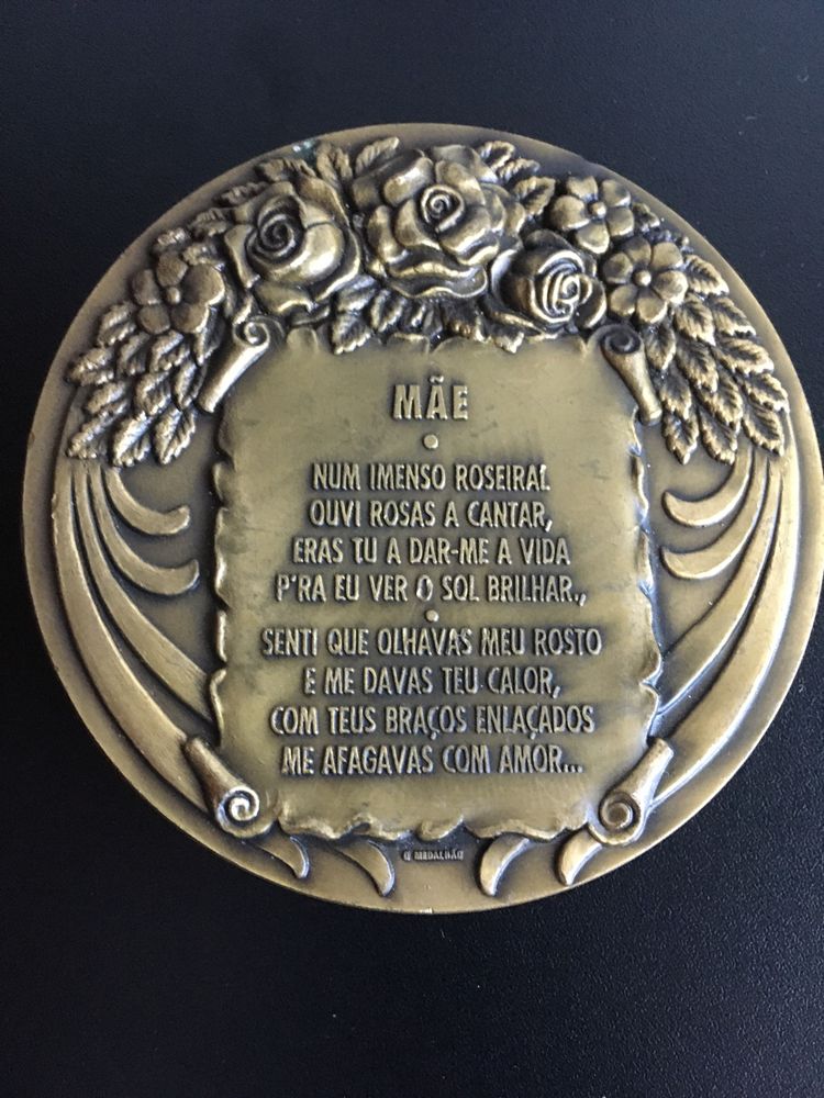 Medalhão comemorativo dia da mãe