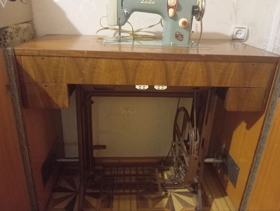 Швейная машинка.