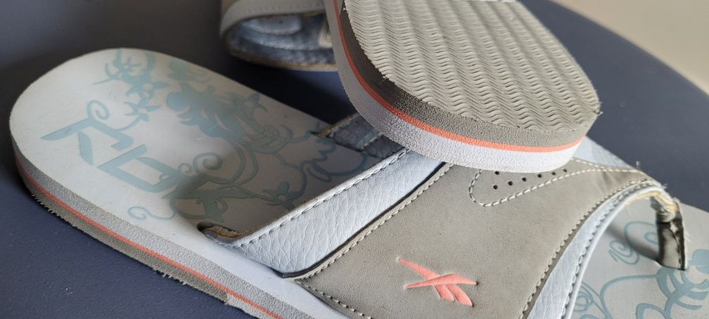 Reebok klapki japonki r.41 bdb