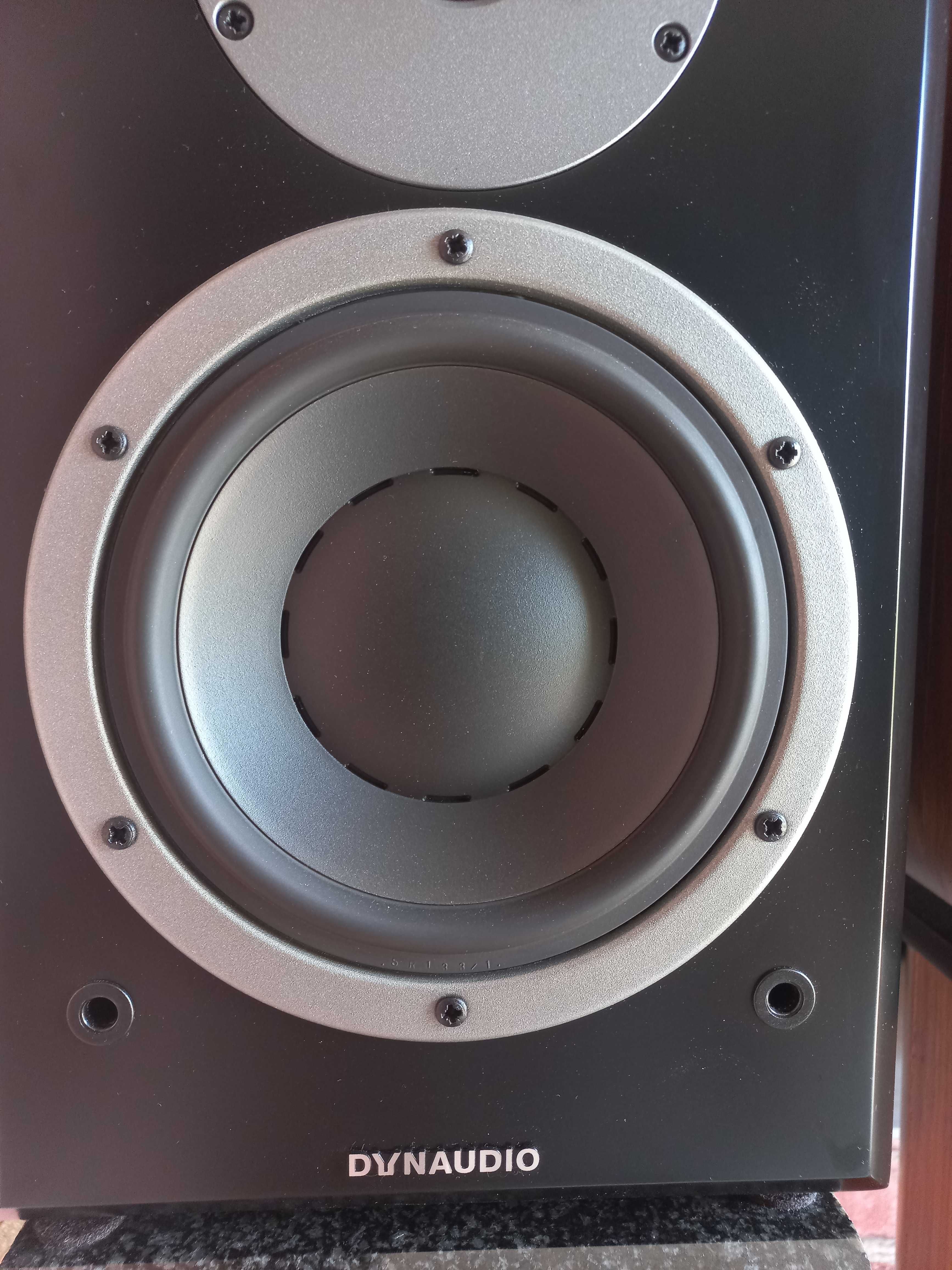 Dynaudio Emit M20