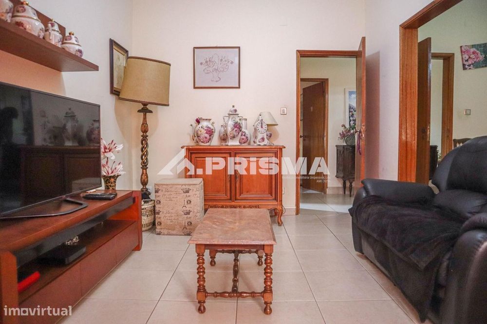 Moradia com Garagem e Espaço exterior para venda em Soalheira, Fundão