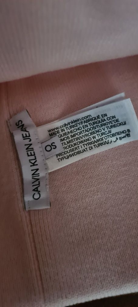 Хлопковая шапка Calvin Klein Jeans.