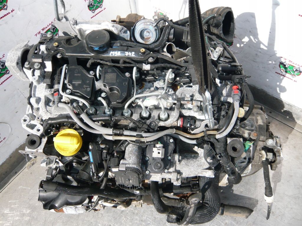 Двигун M9R 742 Renault Laguna Trafic Opel Vivaro Nissan Primastar 2.0