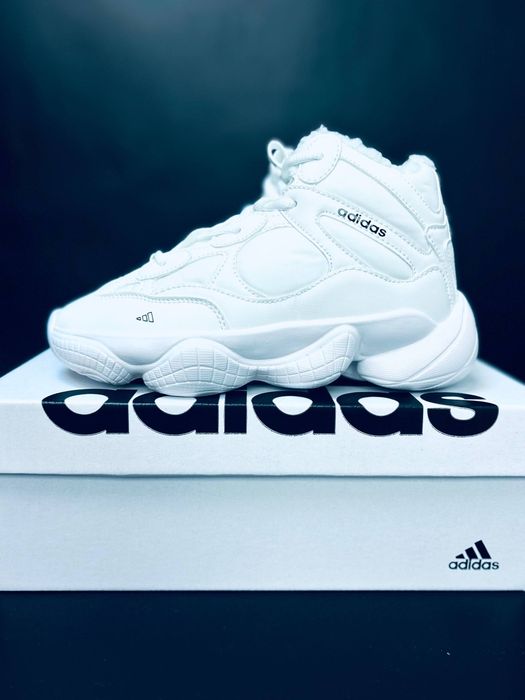 Женские кроссовки Adidas Белые кожаные зимние кросівки  Адідас