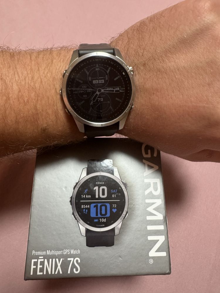 Смарт-годинник Garmin Fenix 7S
