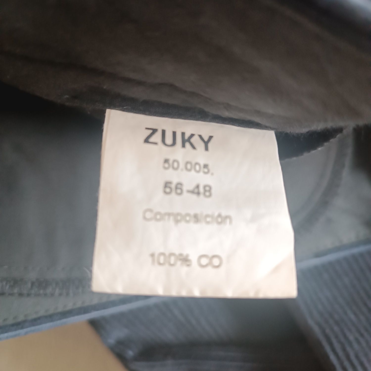 Fato bombazine zuky