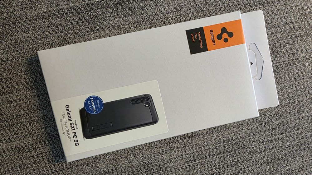 Capa Spigen Tough armor Samsung Galaxy S21 FE 5G