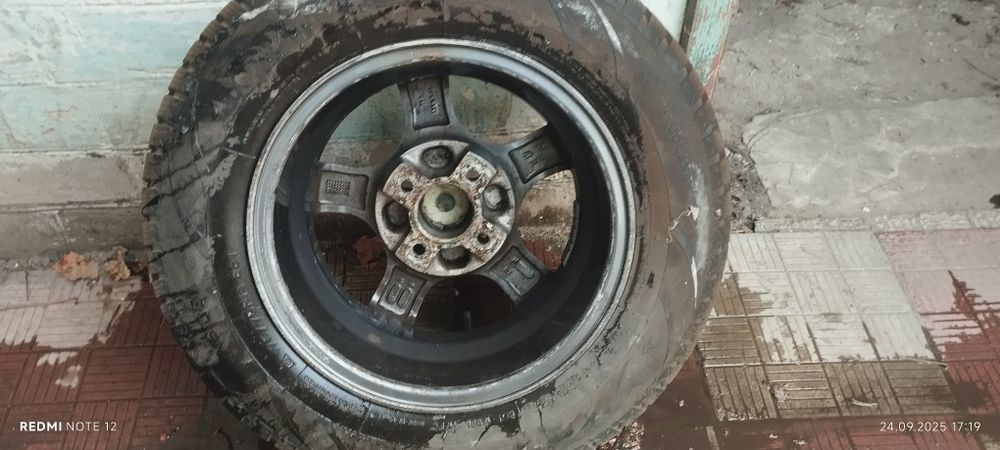 Продам титаны с зимней резиной  р13 4/98